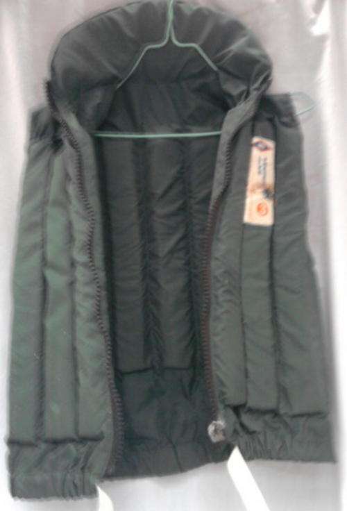 GREEN LIFE PRESERVER ZIPS NEEDS TO BE REPLACED