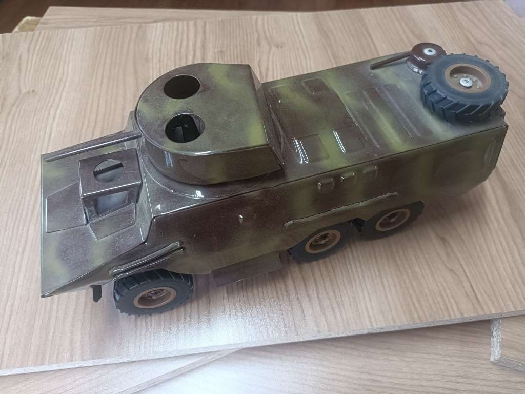 Excellent condition Vintage steel tinplate Olti Strike Ratel South Africa farm