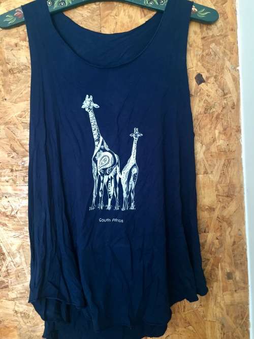 XL Giraffe Vest, flowy vest, summer vest, summer top, yoga wear, casual wear, printed vest