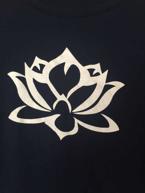 XL Giraffe T-Shirt, flowy top, Giraffes, summer top, yoga wear, casual wear, printed T-Shirt