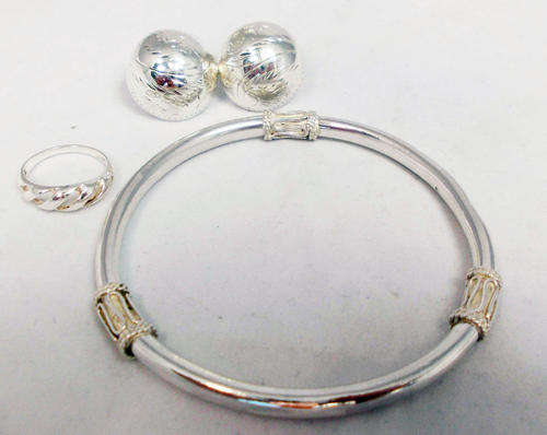 Stunning lot of Sterling Silver Jewellery - BARGAIN!