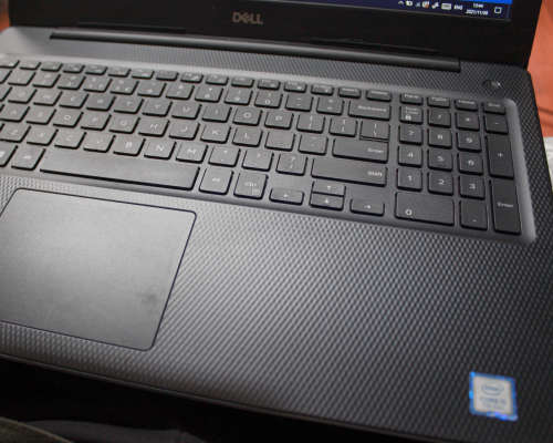 !!!LIKE NEW!!!! 15.6` Dell Inspiron 3581 i3-7020U | 1TB HDD | 4GB