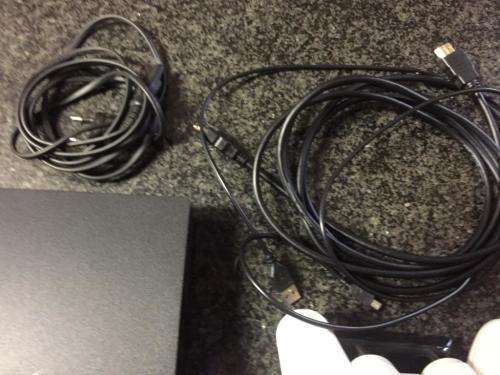 PS3 Slim 250GB Console + Remotes + Games + Accesories