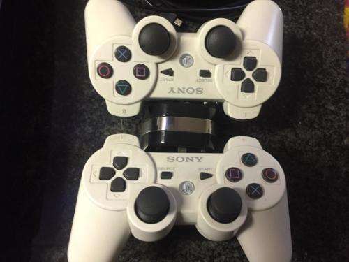 PS3 Slim 250GB Console + Remotes + Games + Accesories