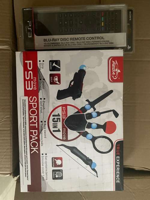 PS3 Slim 250GB Console + Remotes + Games + Accesories