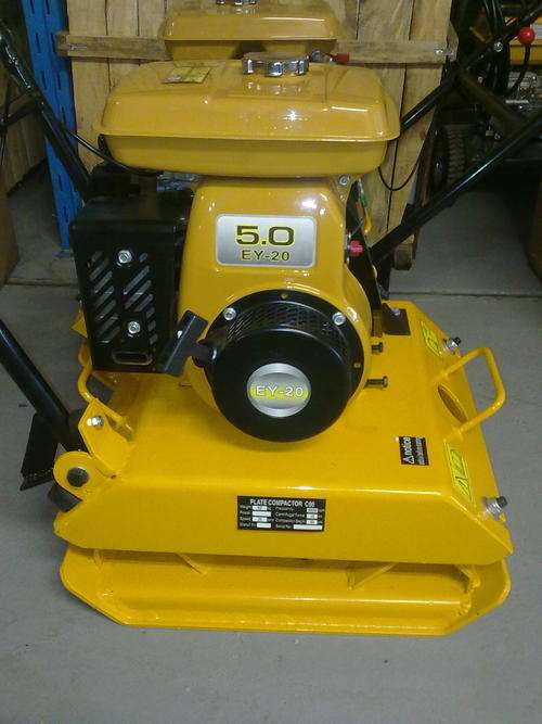 PETROL PLATE COMPACTORS
