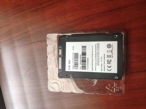 HIK Vision 512 GB SSD