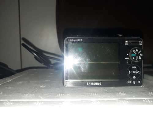 SUMSUNG 10.2 MEGA PIXELS