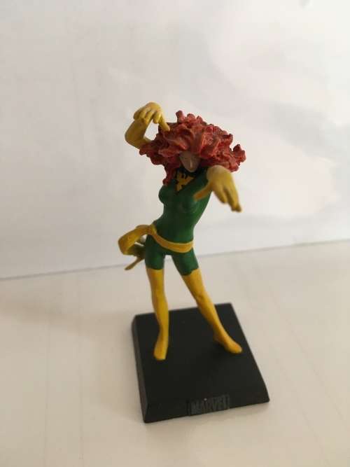 The Classic Marvel Figurine Collection #011 - Phoenix (Jean Grey) (Figurine only)