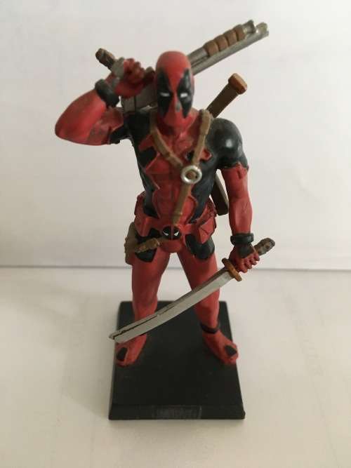 The Classic Marvel Figurine Collection #056 - Deadpool (Figurine only)