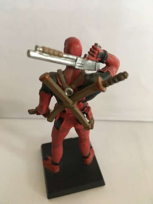 The Classic Marvel Figurine Collection #056 - Deadpool (Figurine only)