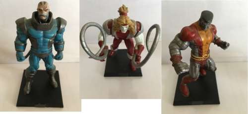 DC and Marvel Classic Figurine collection 24 assorted figurines (Figurine only)