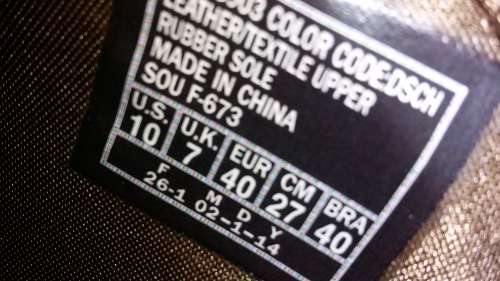 ORIGINAL LADIES SKECHERS SASSIES WOWEE -  UK 7 (SA 7) MEMORY FOAM