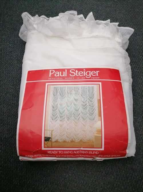 Ready to hang Curtains (Paul Steiger)- Quantity 2