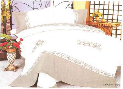 ****** 6 PCE DUVET SET LOVELY DISGEN AND EMBORIDERD *******