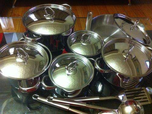 *** BRAND NEW *** 15PCS COOKWARE POTS SET *** HEAVY BOTTOM POTS ****