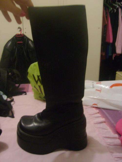 High Black Boots Size 6 - Stunning!