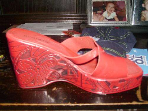 Stunning Red High Heel Sandals Size 6!!