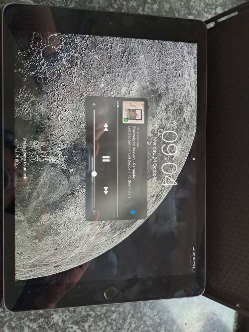 Ipad 10.2" 7th gen 128GB wifi + cellular