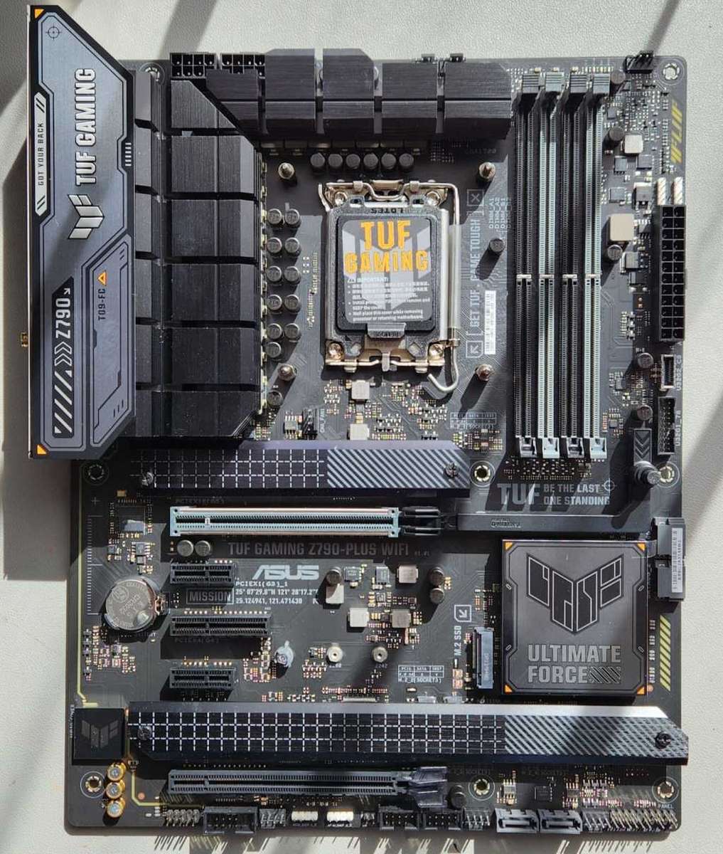 Asus Tuf Z790 Plus wifi DDR5