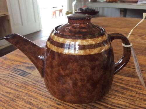 1 Cup Vintage Tea Pot - presumably English