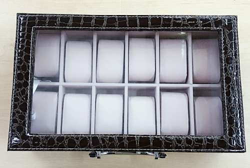 WATCH BOX / DISPLAY / CASE / STORAGE *12 SLOT/ BLOCK/ DIVISION* BARGAIN BLACK