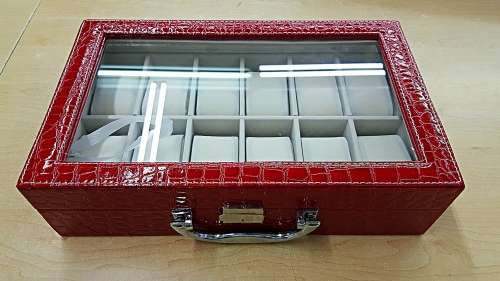 WATCH BOX / DISPLAY / CASE / STORAGE *12 SLOT/ BLOCK/ DIVISION* BARGAIN RED