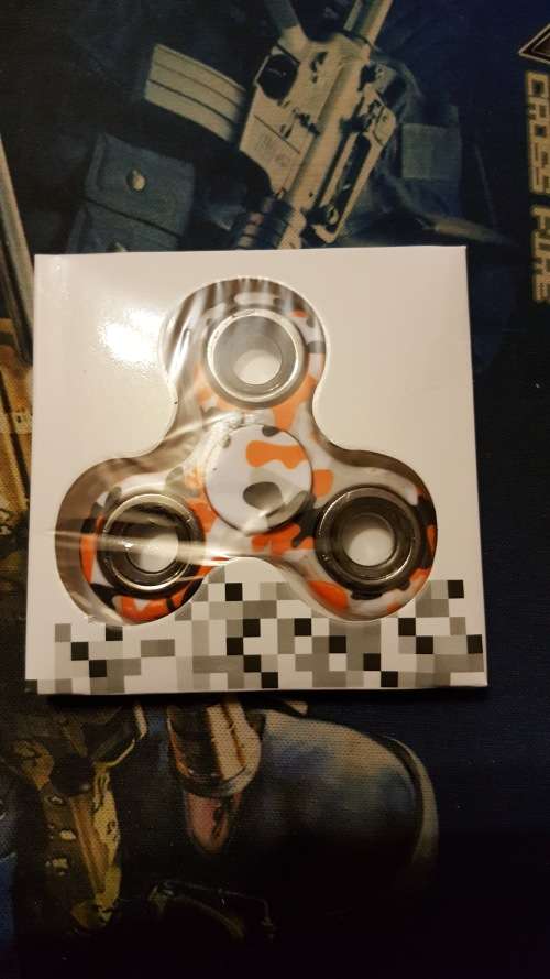 FIDGET SPINNER - ORANGE CAMO ARMY STYLE (LOCAL STOCK)*CHEAPEST SHIPMENT OUT OF ALL SELLERS*