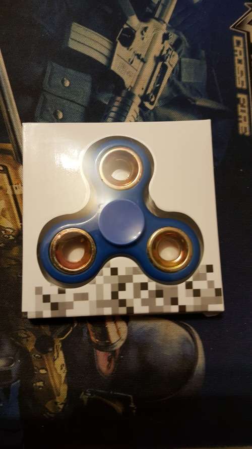 FIDGET SPINNER - LIGHT BLUE GOLD METAL (LOCAL STOCK)*CHEAPEST SHIPMENT OUT OF ALL SELLERS*