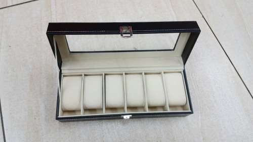 6 SLOT PU LEATHER WATCH BOX *VALENTINES SPECIAL*