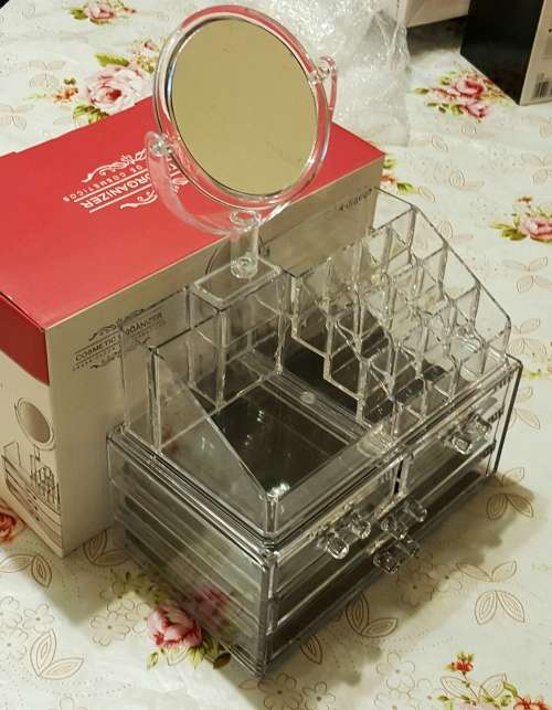 COSMETIC ORGANIZER/ 4 DRAWERS/ WITH ROUND MIRROR/ CHRISTMAS GIFT