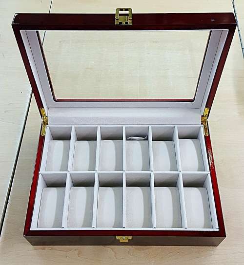 WATCH BOX / DISPLAY / CASE / STORAGE / ORGANISER *12 SLOT/ BLOCK/ DIVISION*BARGAIN*REAL SOLID WOOD