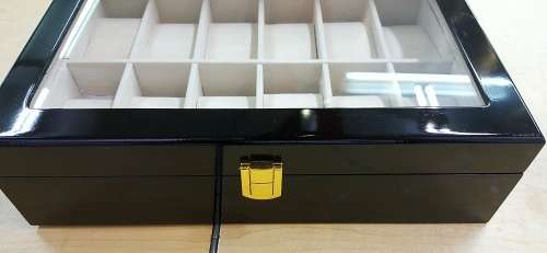 WATCH BOX / DISPLAY / CASE / STORAGE / ORGANISER *12 SLOT/ BLOCK/ DIVISION*BARGAIN*REAL SOLID WOOD