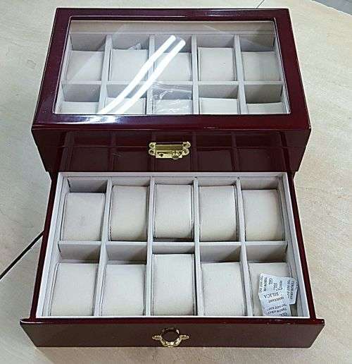 WATCH BOX / DISPLAY / CASE / STORAGE / ORGANISER *20 SLOT/ BLOCK/ DIVISION*BARGAIN*REAL SOLID WOOD