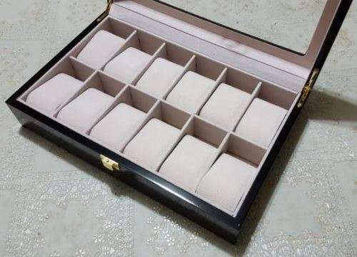 WATCH BOX 12 SLOT WOOD / BLACK DOTTED GLOSSY DESIGN