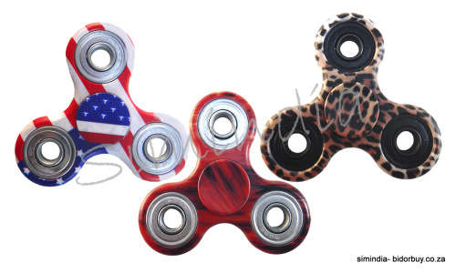 Hand Spinner Toy to Reduce Stress gain Focus and Kills Boredom - Choose from 3 designs