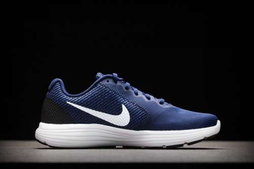 Original Mens Nike Revolution 3 - 819300 406  UK 8 (SA 8)