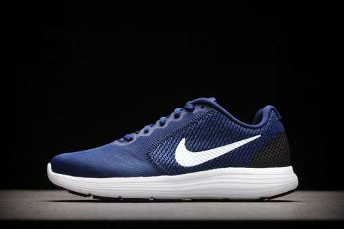 Original Mens Nike Revolution 3 - 819300 406  UK 8 (SA 8)