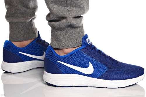 Original Mens Nike Revolution 3 - 819300 407  UK 10 (SA 10)