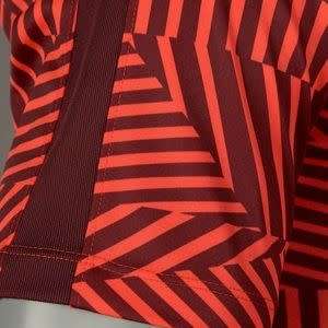 Original Mens Nike Dry Squad  GRAPHIC RED 807073 671 Size Large