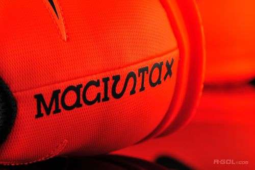 Original Mens Nike MagistaX Ola II IC 844409 808 Size UK 8.5 (SA 8.5)