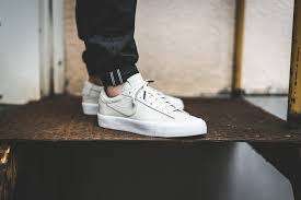 Original Mens NIKE Blazer Studio QS Light Bone/ White 850478 001 Size UK 12 (SA12)