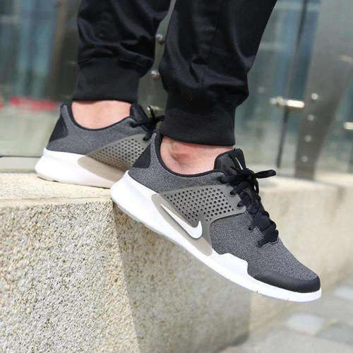 Original Mens Nike Arrowz 902813 002 BLACK/ DARK GRAY UK Size 11 (SA 11)