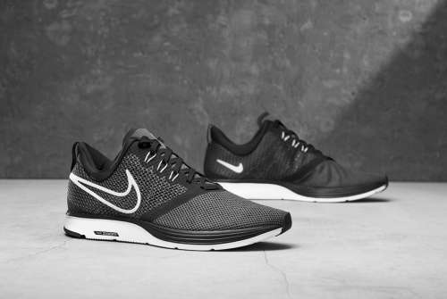 Original Mens Nike Zoom Strike Running Shoes (latest)  AJ0189 001 Black/ White Size UK 12 (SA 12)