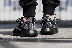 Original Mens NIKE ROSHE One KNIT JACQUARD Black/ Wolf Grey 777429 003 UK Size 9 (SA 9)