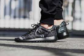 Original Mens NIKE ROSHE One KNIT JACQUARD Black/ Wolf Grey 777429 003 UK Size 9 (SA 9)
