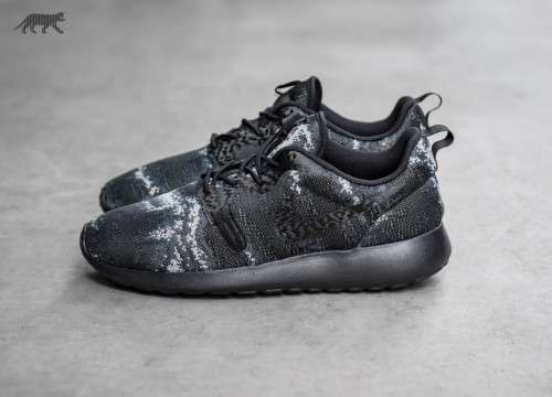 Original Mens NIKE ROSHE One KNIT JACQUARD Black/ Wolf Grey 777429 003 UK Size 9 (SA 9)