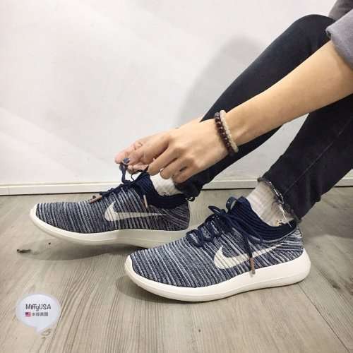 Original Women's NIKE Roshe TWO FLYKNIT V2 917688 400 College Navy/ Sail Size UK 5.5 (SA 5.5)