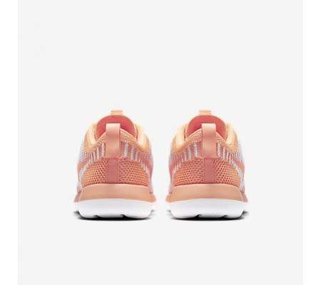 Original Women's NIKE Roshe TWO FLYKNIT 844929 800 PEACH- CREAM Size UK 4.5 (SA 4.5)