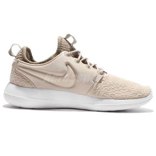 Original Women's NIKE Roshe Two SE (latest) 881188 100 Oatmeal/Khaki White Size UK 4.5 (SA 4.5)